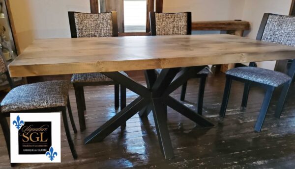 Table La Coureuse Des Bois version pattes d'allumette